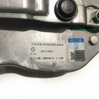 Front Windshield Wiper Motor for Dongfeng S30 wiper motor close-up of motor shaft and gear mechanism